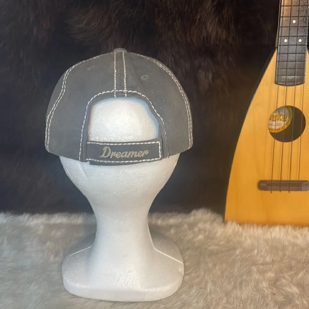 Dreamer hat (4050)